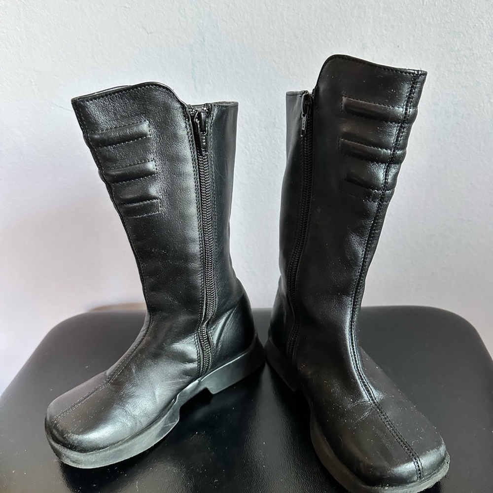 Made in Italy Sassy Black Leather High Zipper Boots size 27